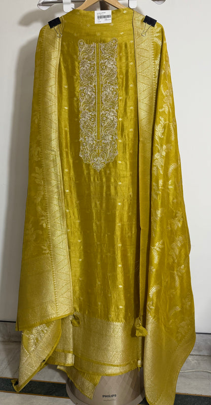 Saffron Regal